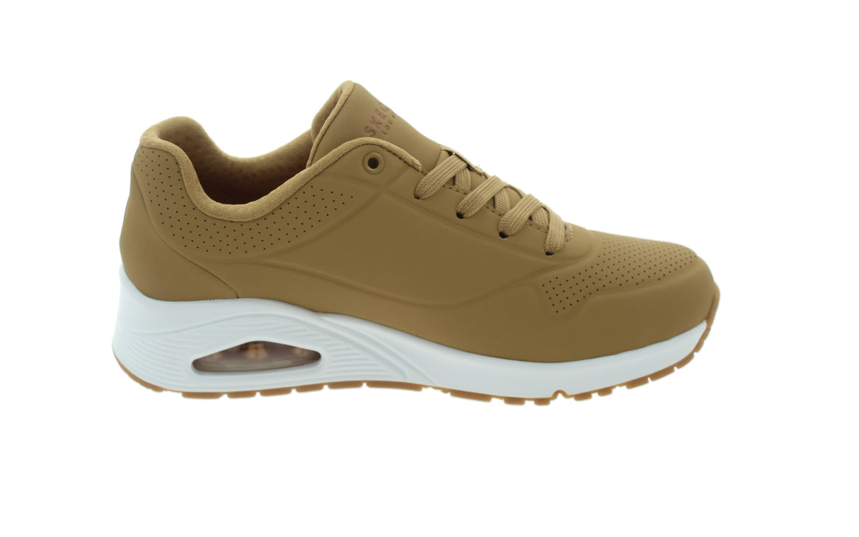 UNO STAND ON AIR - View 2