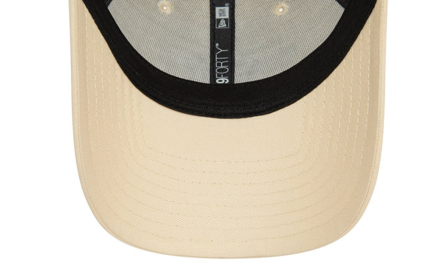 OUTLINE 9FORTY NEW YORK YANKEES - View 3