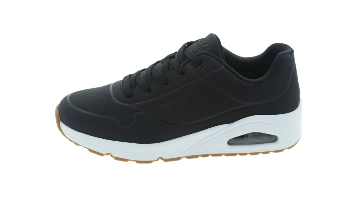 UNO - STAND ON AIR - View 4