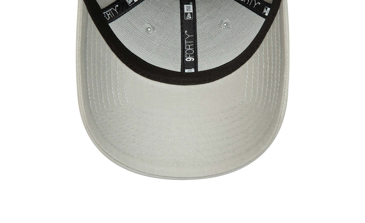 ESSENTIAL 9FORTY RED BULL F1 - View 4