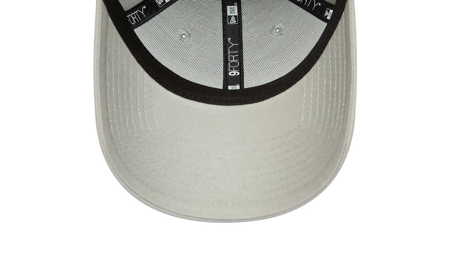 ESSENTIAL 9FORTY RED BULL F1 - View 4