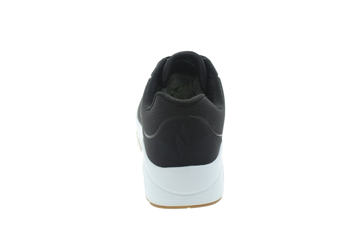 UNO - STAND ON AIR - View 1