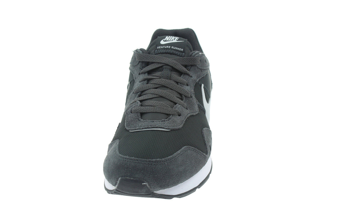 NIKE VENTURE RUNNER - View 3
