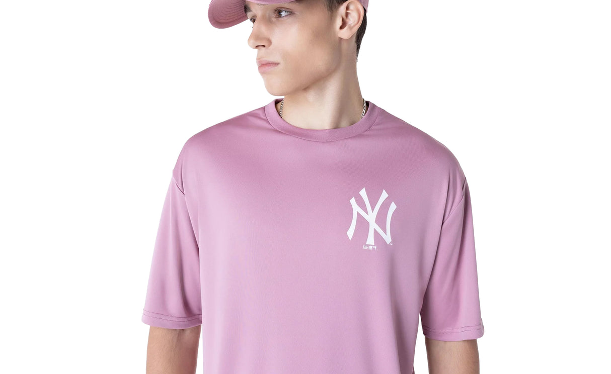 NEW YORK YANKEES COP - View 2